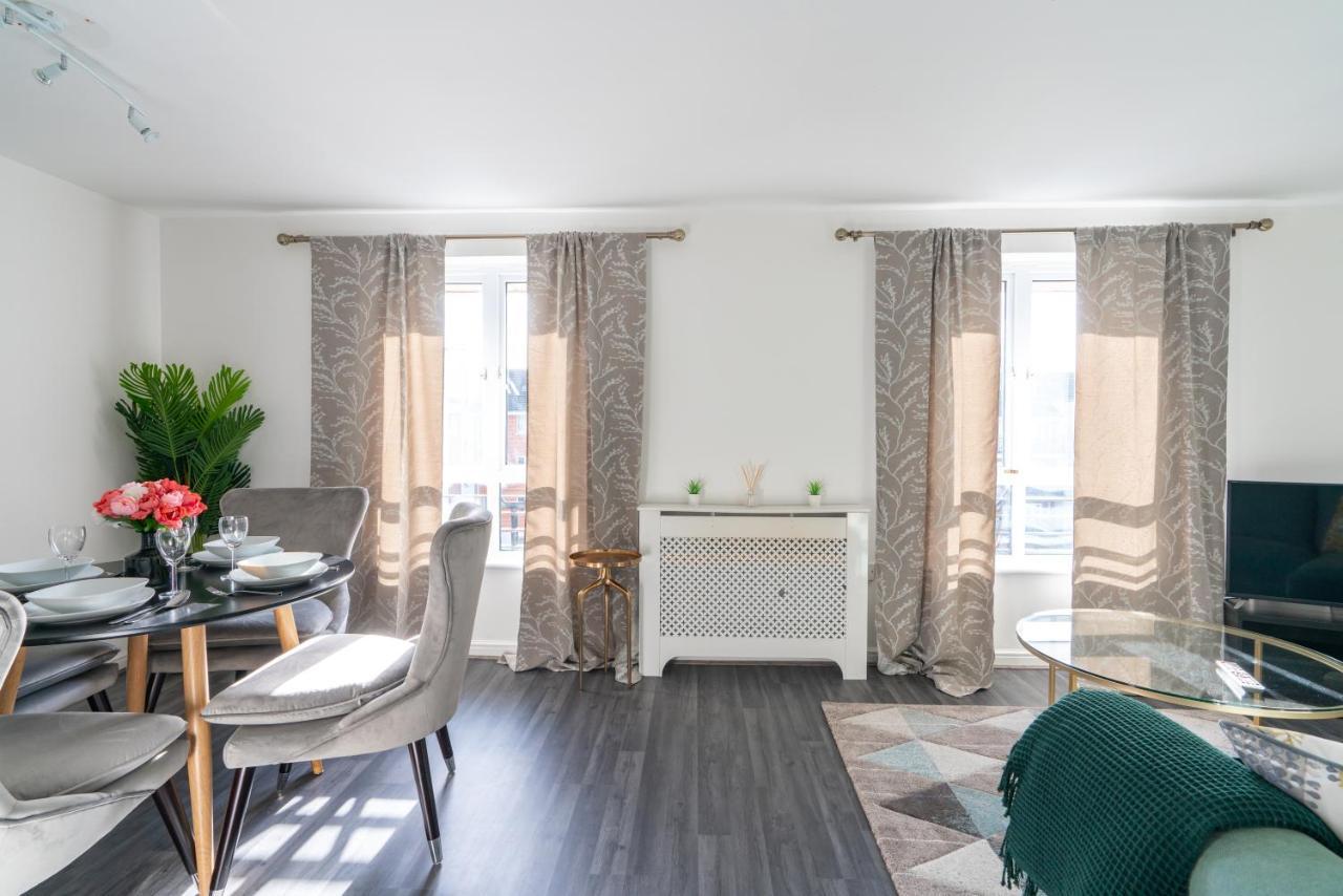 Suites By Rehoboth - Abbey Wood Station - London Zone 4 Zewnętrze zdjęcie