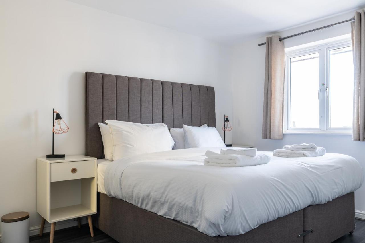 Suites By Rehoboth - Abbey Wood Station - London Zone 4 Zewnętrze zdjęcie