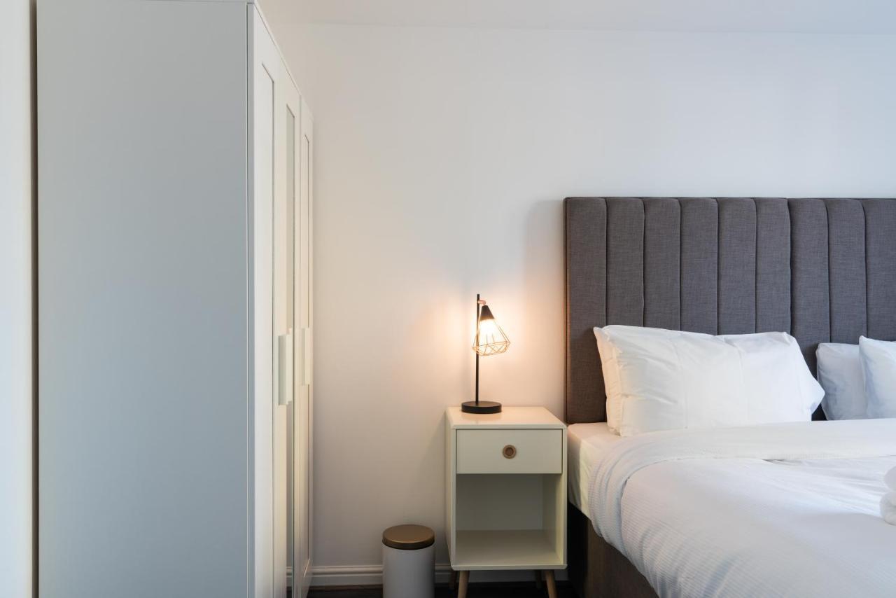 Suites By Rehoboth - Abbey Wood Station - London Zone 4 Zewnętrze zdjęcie